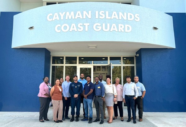LC’s Criminal Justice Seminar begins with a tour of Coast Guard headquarters